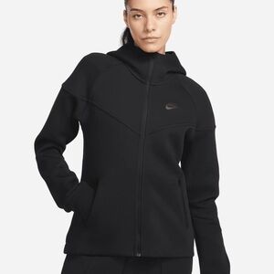 Nike Sportswear XL Tech Fleece Windrunner Women's Black Full-Zip Hoodie